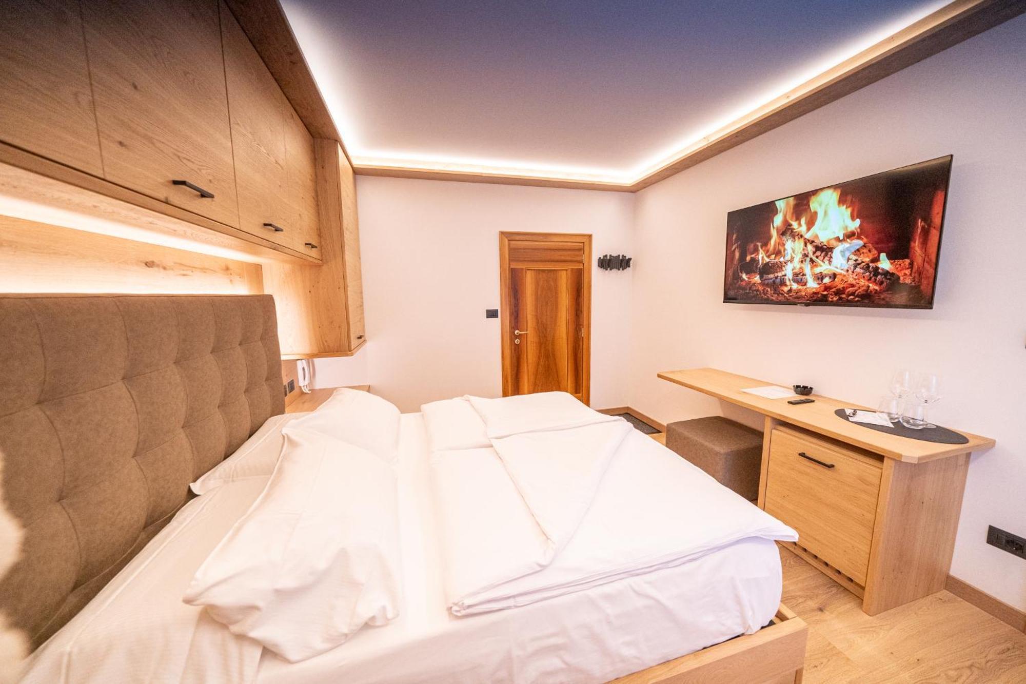 Hotel Fontana Sappada Ngoại thất bức ảnh